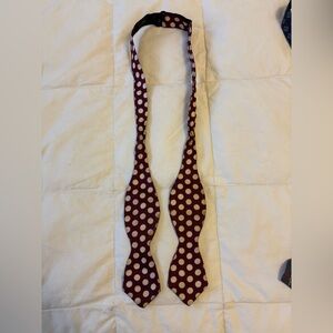 Resilio Polka Dot Silk Bow Tie - Wine and Beige